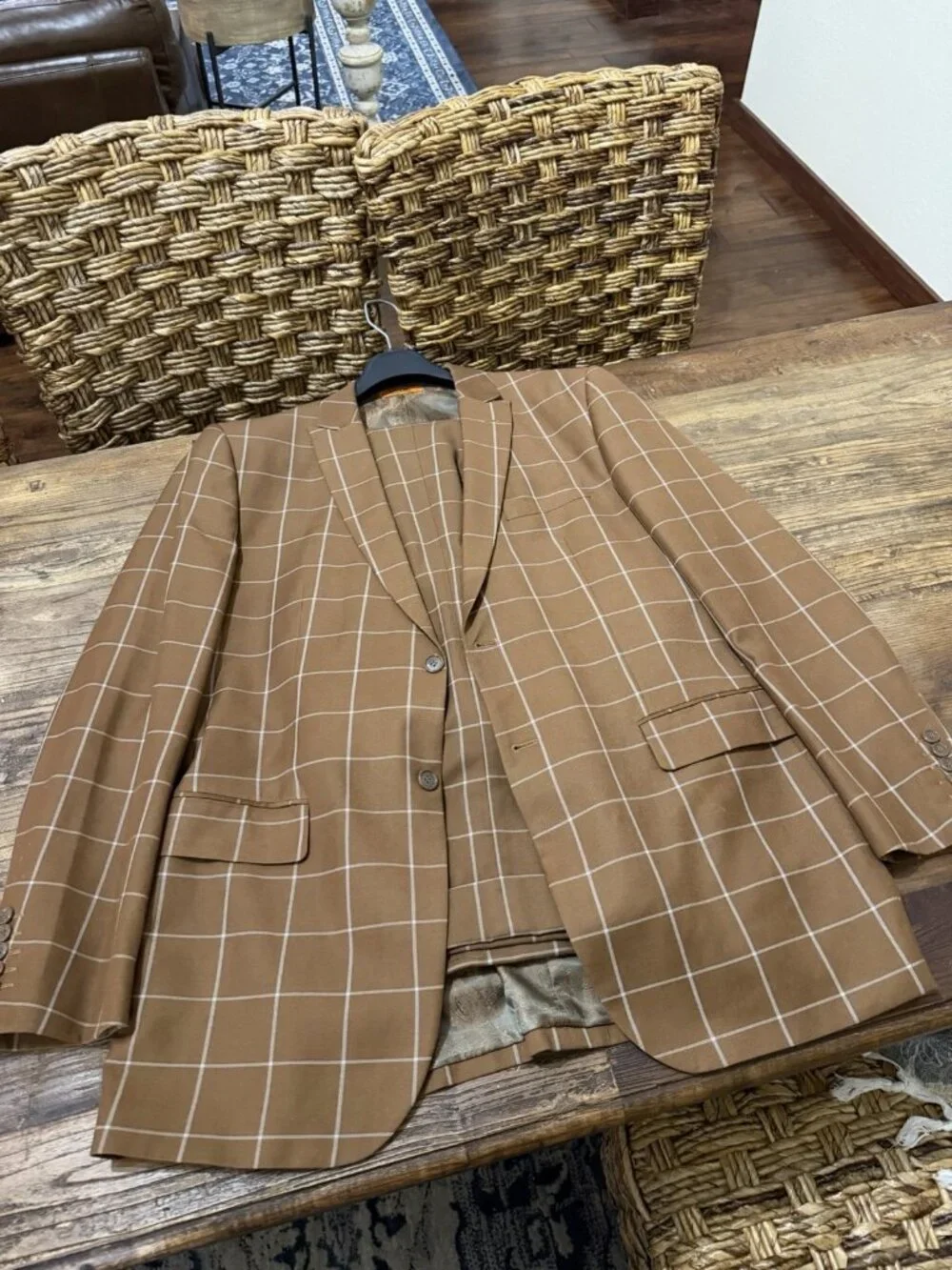 Steven Land Suit SL77-117 Henry 44L /38L